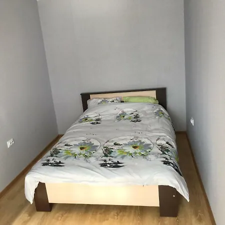 Apartment Kreenholmi 12-42 Narva