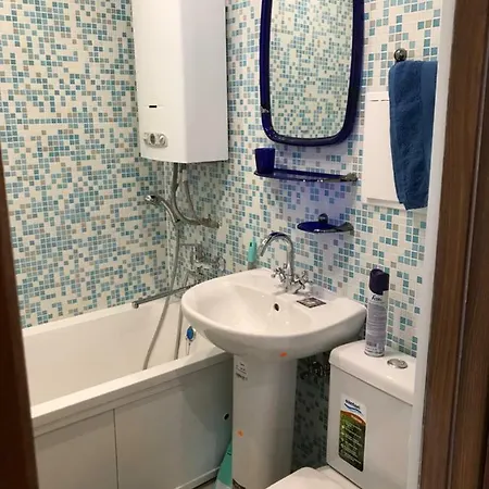 アパート Kreenholmi 12-42 *